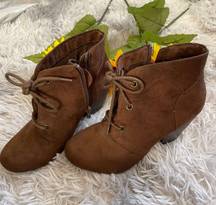 American Eagle  Brown Boots