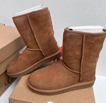 UGG Classic Short II boots chestnut color casual classic comfy outdoorsy winter