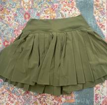 Green Pleated Athletic Skirt!🍀