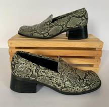 American Eagle Vintage Black/Beige Snake Print Leather  Grunge Y2K Early 2000s Heeled Loafers