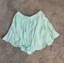 isabelles cabinet flowy shorts 