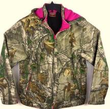 COPY Camouflage with pink faux fur inside zipper and hoodie approx 25 pit to pit