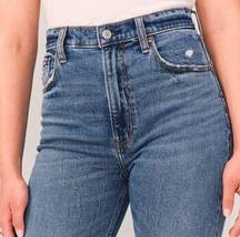 Abercrombie & Fitch Ultra High Rise Ankle Straight Jeans