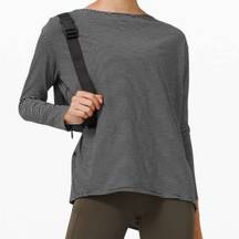 Lululemon  Back In Action Long Sleeve Shirt Black & White Striped | Size 8