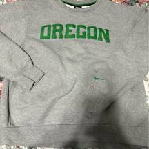 Nike  | women’s | Oregon Ducks sweatshirt