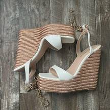 Public desire white wedges