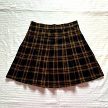 Tilly’s Full Tilt High Waisted Plaid Pleated Mini Skirt Yellow & Black