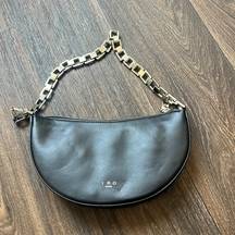 ARCCLUTCH LEATHER BAG WITH CHAIN