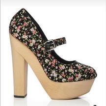 Cece Lamour wood heels chunky ditzy floral