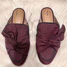 A New Day Loafer with side bow detail