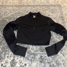 Forever 21  athletic cropped quarter zip small