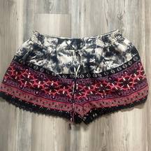 Boho shorts large