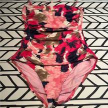 Tommy Bahama  abstract floral one piece swimsuit size 8