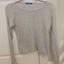 Brandy Melville  grey long sleeve top