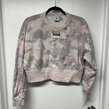 Adidas  Pink Gray Camo Cropped Boxy Crewneck Sweatshirt Size Small Cotton