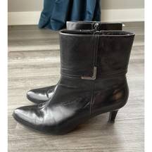 Tahari Parker Black Leather Boots Women’s Size 6.5 Pointed Toe Zip