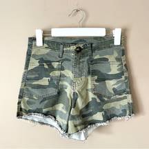 143 STORY | Green Camo High Waisted Cut Off Shorts Sz S