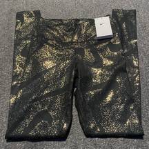 Nike NEW  One Womens Leggings Size XS Black and Gold