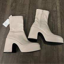 ZARA NWT  CREAM PLATFORM HEELED ANKLE BOOTS