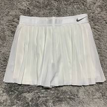 Nike NWOT  Court Victory Tennis Skirt