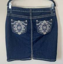 Nine West Dark Wash Blue Jean Denim Skirt Bling Gem Embroidery Pockets Sz 8/28