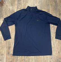 3/4 zip, XL, excellent condition, pit to pit measurement is 26 with stretch to 29