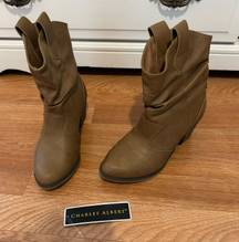 Size 7 Tan Cowboy Boot