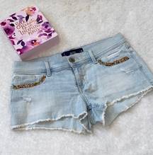 Hollister Short Short Rainbow Beaded Low Rise Jean Denim Shorts Light Wash