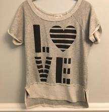Women's Monteau Love Short Sleeve Graphic Sweatshirt Size Medium