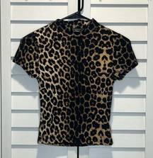 SheIn Cheetah print crop top xs soft  animal print mock neck tee