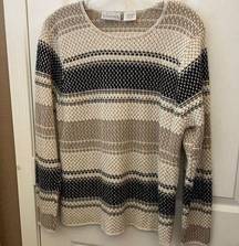 LADIES’ Sweater (L)