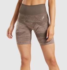 Gymshark  Adapt Ombre Seamless Shorts Triangle Penny Brown Print