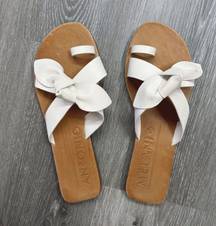 Loyren Knotted Leather Thong Flat Sandals