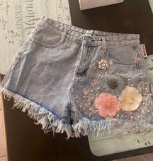 NWT Boutique Bedazzled Floral Jeans Jean Shorts