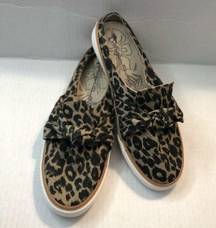 Margaritaville Shoes Women’s Sailor Slip Ons Leopard Print 8/8.5 EUC *FLAW READ*