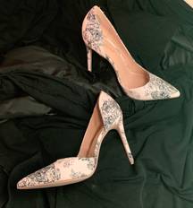 Shoedazzle Pumps