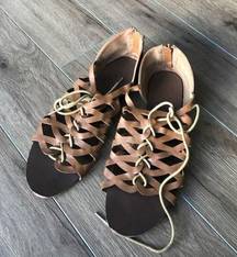 5/$15 Dollhouse leather sandals strap