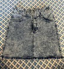 Garage NWT NEVER WORN  jean skirt, size M