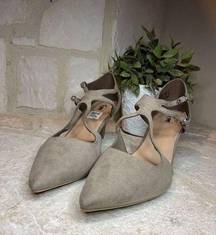 Fioni taupe faux suede heels sz 12