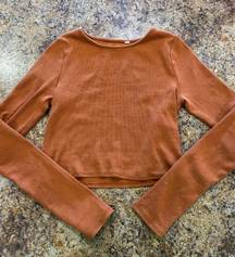 PacSun basics burnt orange cropped long sleeve tee