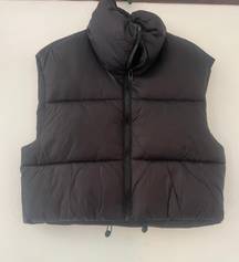 Cropped Puffer Vest