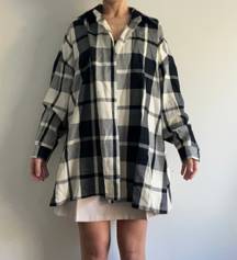 Ellen Tracy Black And White Flannel Shirt