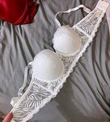 Adrienne Vittadini White Lace Balconet Bra