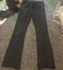 bootcut jeans