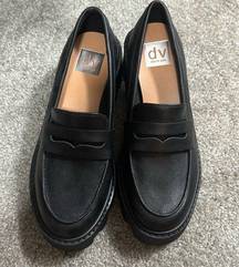 NEW a Vikki Chunky Loafers size 8