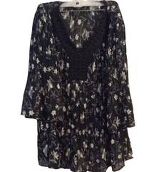 New NWOT Woman Within 18/20 womens tunic black embellished floral 3/4 bell sleev