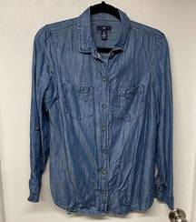 Gap  Womens L/S Button Up Shirt Blue Chambray Denim Shirt Size XS Roll Tab Sleeve