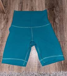 Lululemon FINAL PRICE Wunder Train High-Rise Short 6”