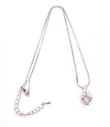 Solitaire NWT Silver tone  heart necklace