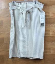 Linda Matthews Size 16 Linen & White Stripe Skirt with a Front Zipper